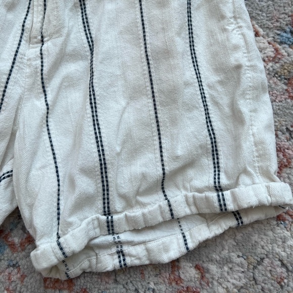 Cute Roxy Shorts - Picture 4 of 5